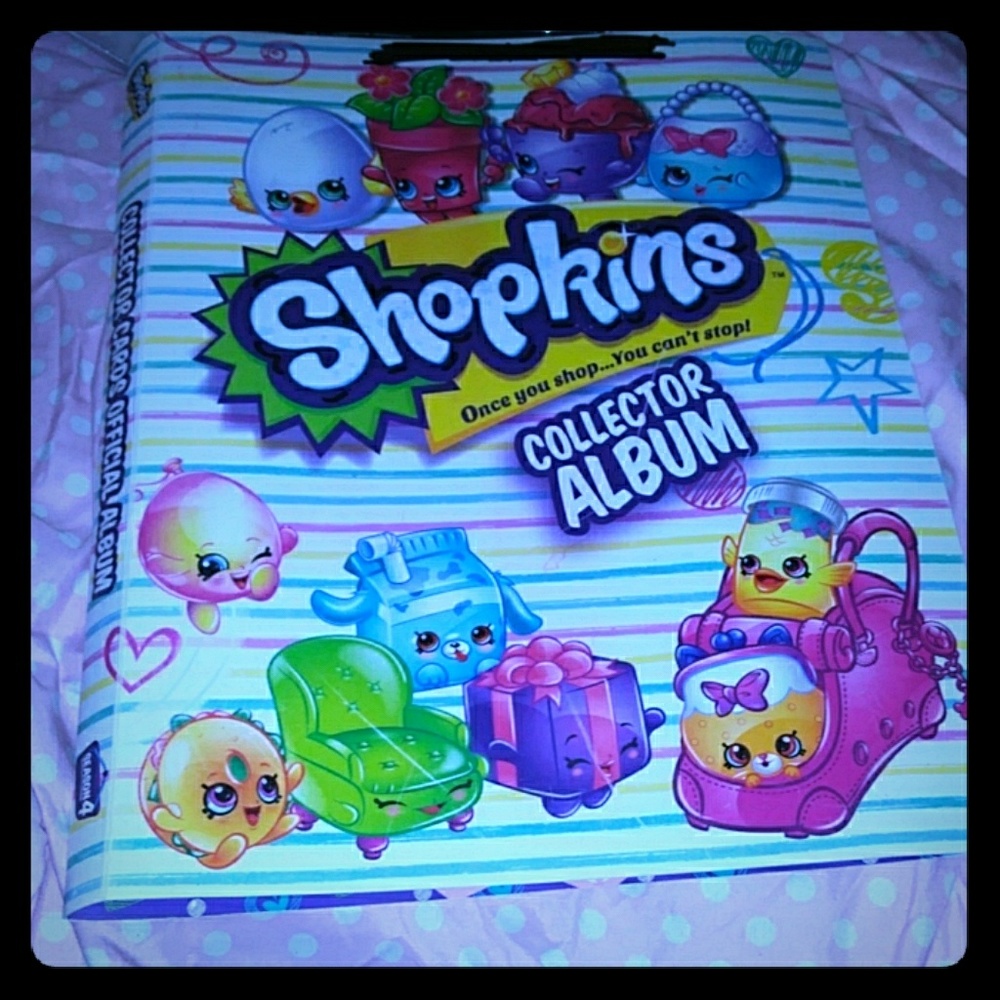 Shopkins collector cards binder